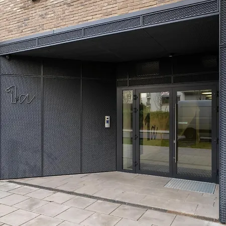 Elegant For 4 With Parking In By Renters * Posen