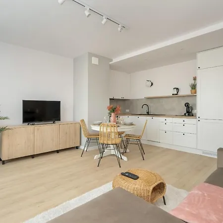 Elegant For 4 With Parking In By Renters Posen